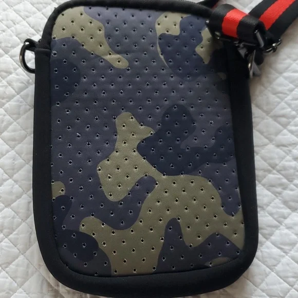 SBG Unisex Bag - Picture 13 of 15